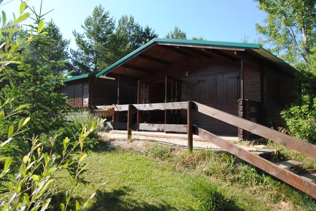 Albergue Valle De Los Abedules Bustarviejo Exterior foto